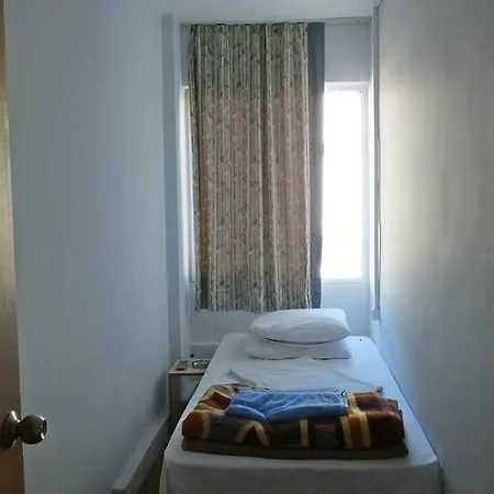Aziz Hotel 3*